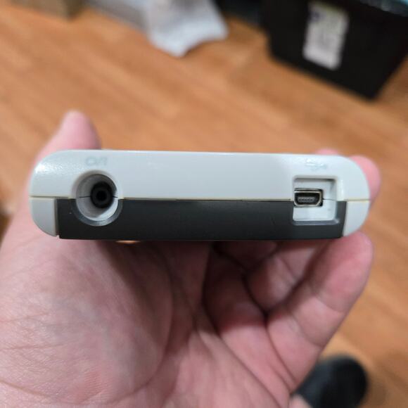 Texas Instruments TI-84 Plus Silver Edition Graphing Calculator Silver Gray Math - Picture 4 of 8